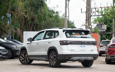 Volkswagen Tharu, 2023 год, 3 900 000 рублей, 5 фотография