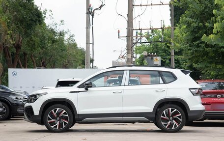 Volkswagen Tharu, 2023 год, 3 900 000 рублей, 4 фотография