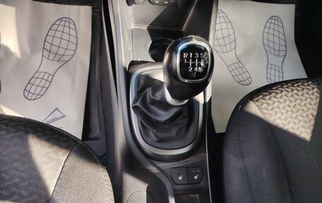 KIA Rio III рестайлинг, 2015 год, 1 050 000 рублей, 21 фотография