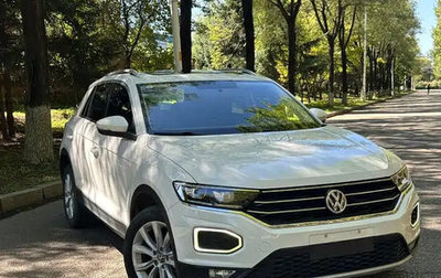 Volkswagen T-Roc I, 2022 год, 1 100 666 рублей, 1 фотография