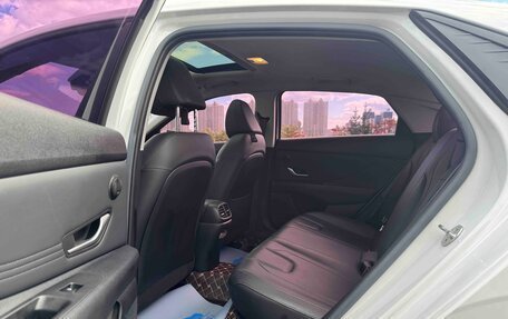 Hyundai Elantra, 2022 год, 1 390 000 рублей, 8 фотография