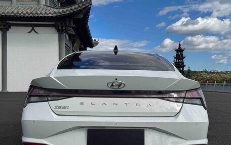 Hyundai Elantra, 2022 год, 1 390 000 рублей, 5 фотография