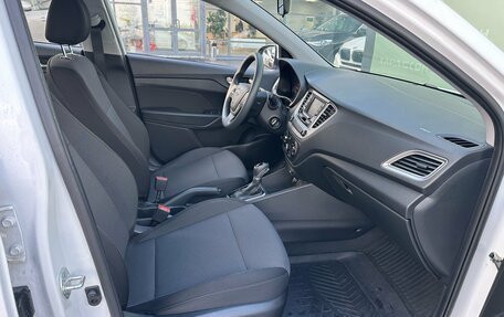 Hyundai Solaris II рестайлинг, 2022 год, 1 665 000 рублей, 7 фотография