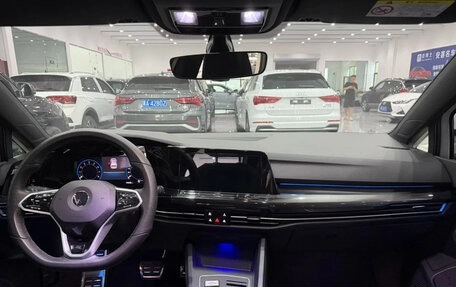 Volkswagen Golf VIII, 2023 год, 1 545 000 рублей, 15 фотография