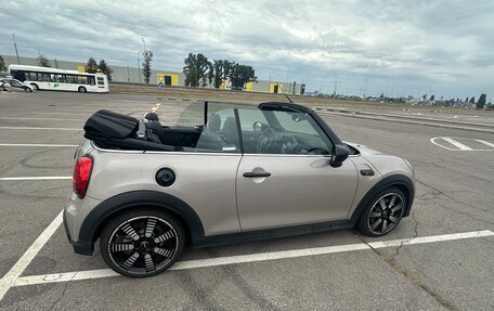 MINI Cabrio, 2023 год, 5 500 000 рублей, 14 фотография