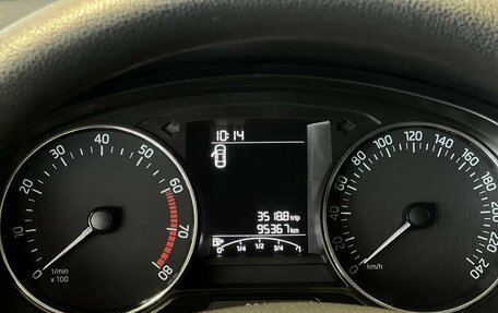 Skoda Rapid I, 2017 год, 995 000 рублей, 13 фотография
