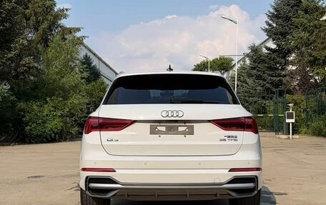 Audi Q3, 2022 год, 2 390 000 рублей, 5 фотография