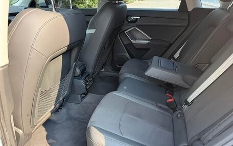 Audi Q3, 2022 год, 2 390 000 рублей, 9 фотография