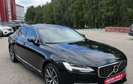Volvo S90 II рестайлинг, 2020 год, 3 900 000 рублей, 5 фотография