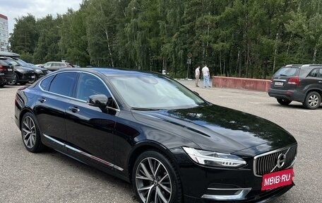 Volvo S90 II рестайлинг, 2020 год, 3 900 000 рублей, 7 фотография