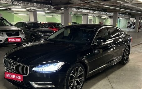 Volvo S90 II рестайлинг, 2020 год, 3 900 000 рублей, 3 фотография