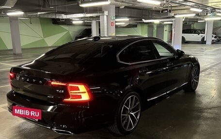Volvo S90 II рестайлинг, 2020 год, 3 900 000 рублей, 13 фотография