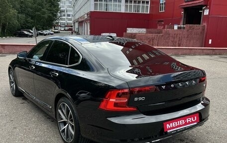 Volvo S90 II рестайлинг, 2020 год, 3 900 000 рублей, 15 фотография