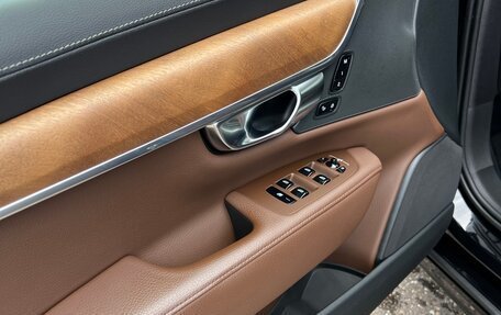 Volvo S90 II рестайлинг, 2020 год, 3 900 000 рублей, 26 фотография