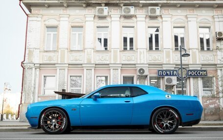Dodge Challenger III рестайлинг 2, 2016 год, 5 000 000 рублей, 3 фотография