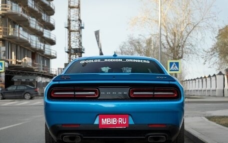 Dodge Challenger III рестайлинг 2, 2016 год, 5 000 000 рублей, 7 фотография