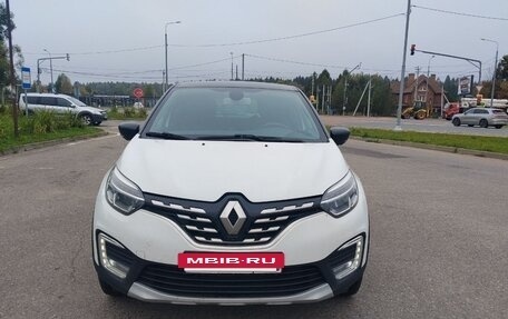 Renault Kaptur I рестайлинг, 2020 год, 1 700 000 рублей, 2 фотография