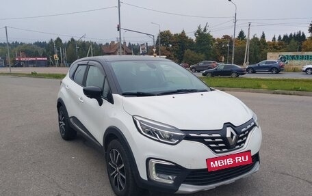Renault Kaptur I рестайлинг, 2020 год, 1 700 000 рублей, 3 фотография