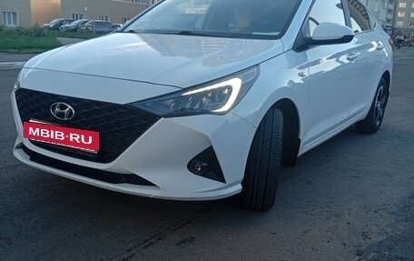 Hyundai Solaris II рестайлинг, 2020 год, 1 410 000 рублей, 2 фотография