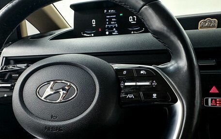 Hyundai Staria, 2022 год, 5 400 000 рублей, 17 фотография
