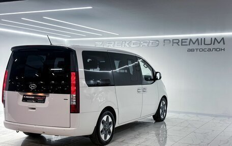 Hyundai Staria, 2022 год, 5 400 000 рублей, 34 фотография