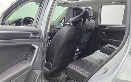 Volkswagen Tiguan II, 2022 год, 4 500 000 рублей, 12 фотография