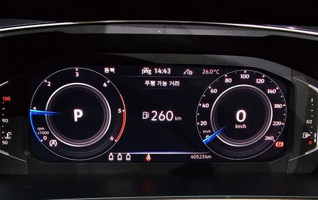 Volkswagen Tiguan II, 2023 год, 4 780 000 рублей, 13 фотография