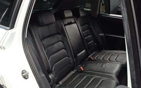 Volkswagen Tiguan II, 2023 год, 4 780 000 рублей, 19 фотография