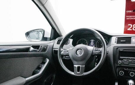 Volkswagen Jetta VI, 2012 год, 1 089 000 рублей, 13 фотография