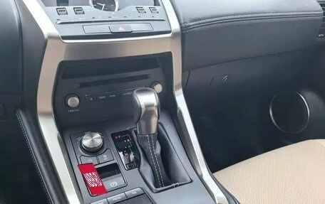 Lexus NX I, 2021 год, 2 500 000 рублей, 16 фотография