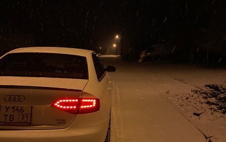 Audi A4, 2010 год, 999 000 рублей, 3 фотография