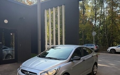 Hyundai Solaris II рестайлинг, 2014 год, 995 000 рублей, 1 фотография