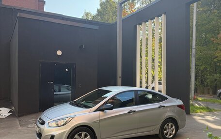 Hyundai Solaris II рестайлинг, 2014 год, 995 000 рублей, 13 фотография
