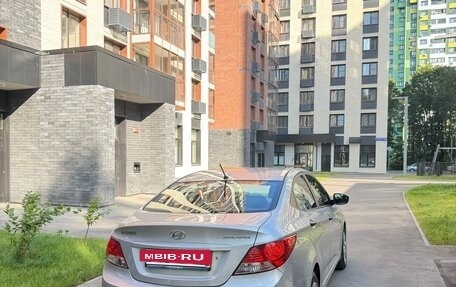 Hyundai Solaris II рестайлинг, 2014 год, 995 000 рублей, 8 фотография