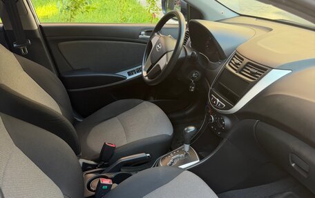 Hyundai Solaris II рестайлинг, 2014 год, 995 000 рублей, 23 фотография
