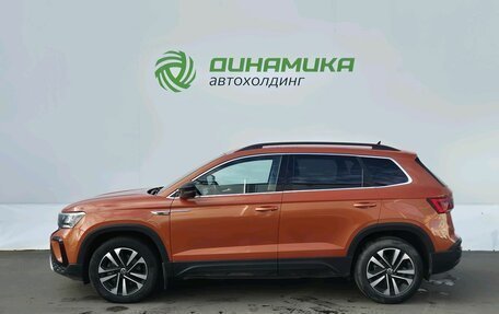 Volkswagen Taos, 2021 год, 2 430 000 рублей, 8 фотография