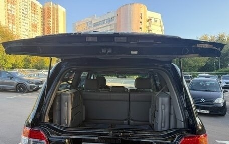 Toyota Land Cruiser 100 рестайлинг 2, 2006 год, 4 500 000 рублей, 12 фотография