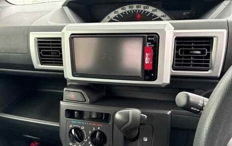 Toyota Pixis Mega, 2015 год, 60 000 рублей, 8 фотография