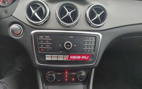 Mercedes-Benz GLA, 2017 год, 1 570 000 рублей, 10 фотография