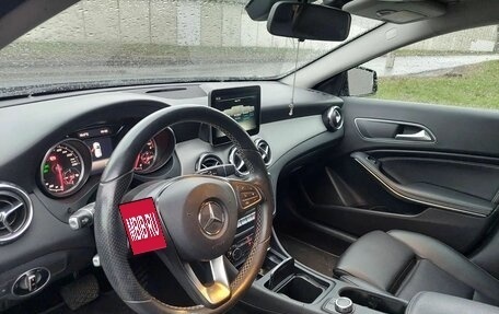 Mercedes-Benz GLA, 2017 год, 1 570 000 рублей, 9 фотография