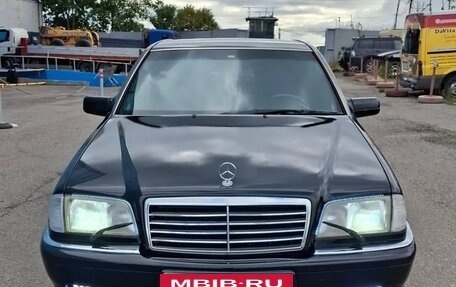 Mercedes-Benz C-Класс, 1999 год, 650 000 рублей, 5 фотография