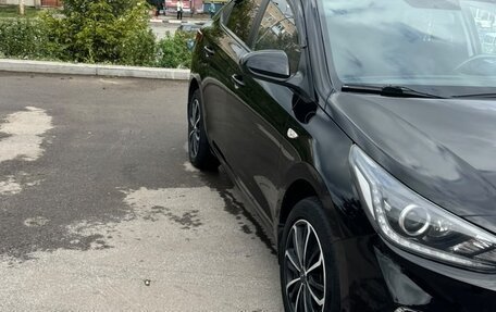 Hyundai Solaris II рестайлинг, 2018 год, 1 250 000 рублей, 2 фотография