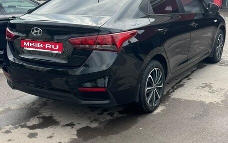 Hyundai Solaris II рестайлинг, 2018 год, 1 250 000 рублей, 4 фотография