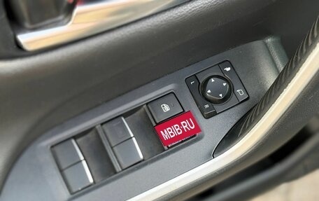 Toyota RAV4, 2019 год, 3 455 000 рублей, 9 фотография