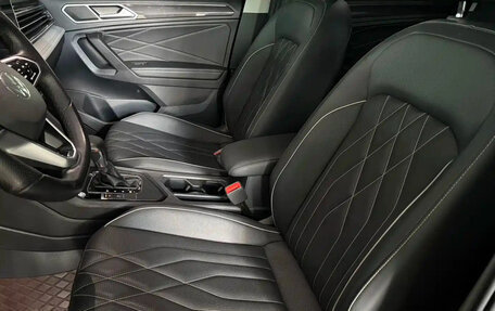 Volkswagen Tiguan II, 2023 год, 2 865 275 рублей, 8 фотография