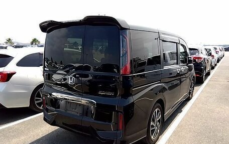Honda Stepwgn IV, 2015 год, 1 820 000 рублей, 5 фотография
