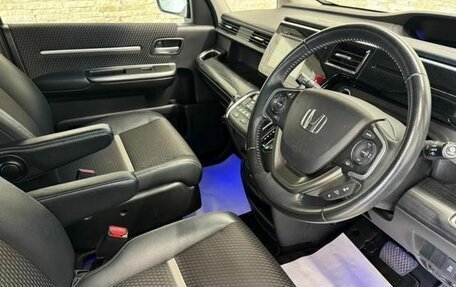 Honda Stepwgn IV, 2015 год, 1 820 000 рублей, 25 фотография