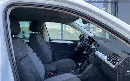 Volkswagen Tiguan II, 2018 год, 2 349 000 рублей, 19 фотография
