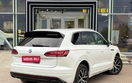 Volkswagen Touareg III, 2020 год, 3 900 000 рублей, 7 фотография