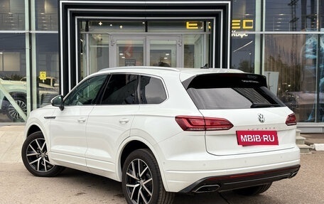 Volkswagen Touareg III, 2020 год, 3 900 000 рублей, 5 фотография